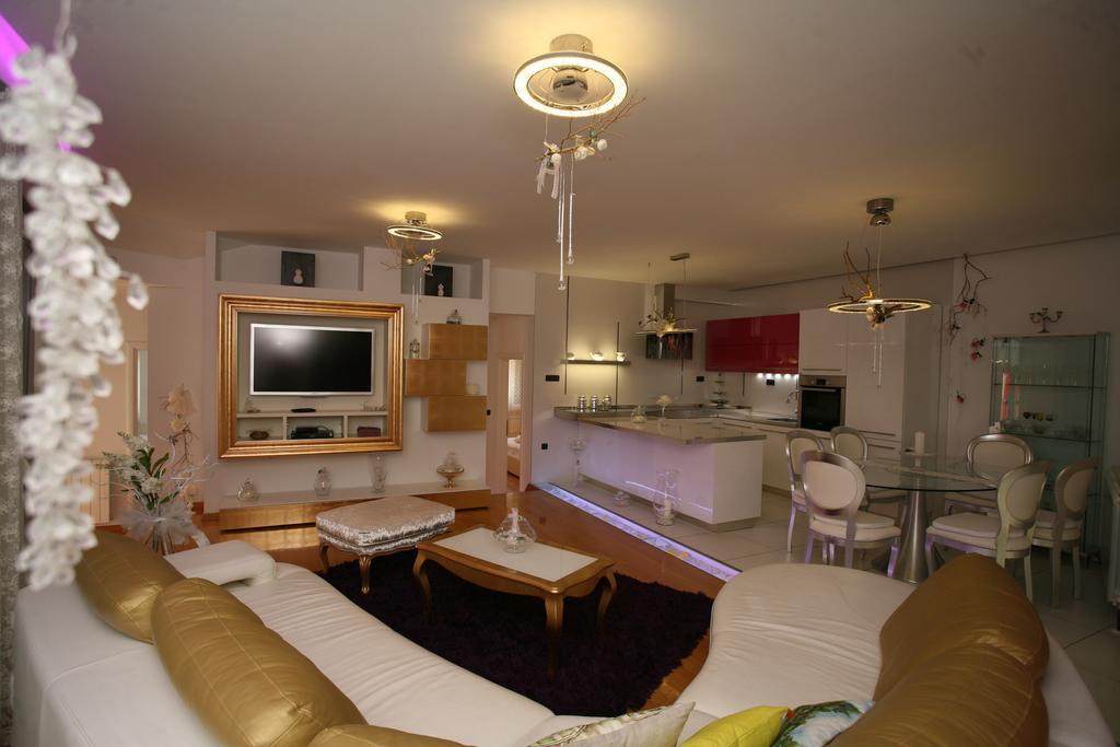 Domus Apartments Трогир Екстериор снимка